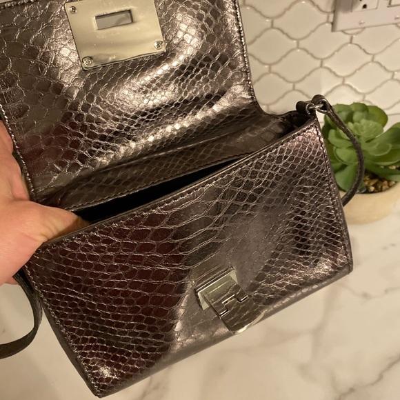 Snakeskin Michael Kors crossbody - Picture 2 of 4